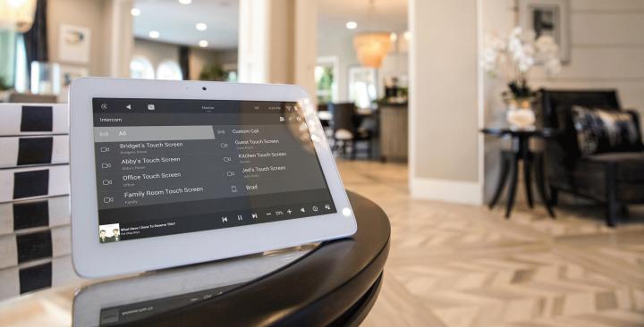 Control4 DS2 Mini Door Station e Intercom Anywhere recensiti