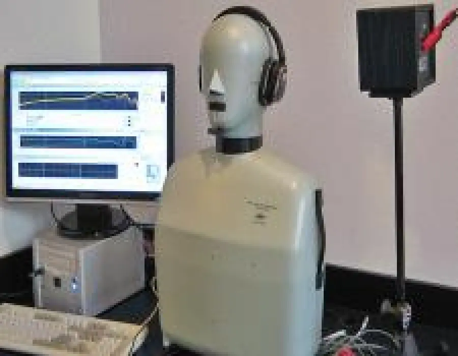 Cuffie e risposta in frequenza piatta?