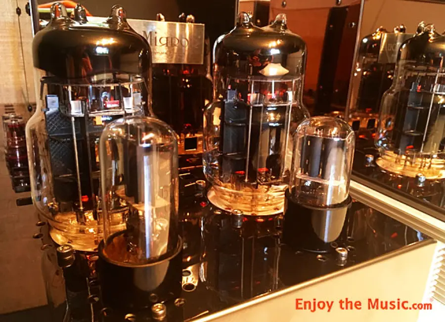 Recensione mondiale! Audio Mirror Reflection Monoblock SET Amplifiers