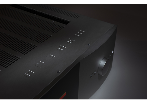 STR Integrated Amplifier di Anthem