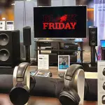 Vendita di altoparlanti, subwoofer e cuffie monoliti massicci