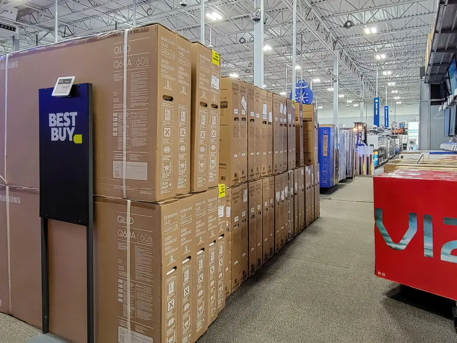 Local Best Buy è il magazzino TV del Black Friday grazie ad Amazon