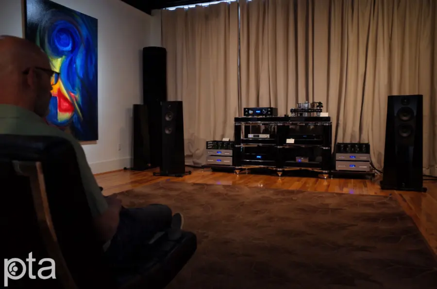 Il rivenditore di prodotti audio di fascia alta e te | L'anacronista del vinile