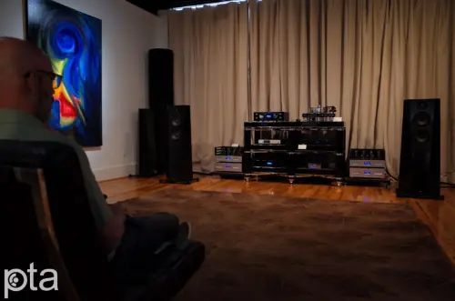 Il rivenditore di prodotti audio di fascia alta e te | L'anacronista del vinile