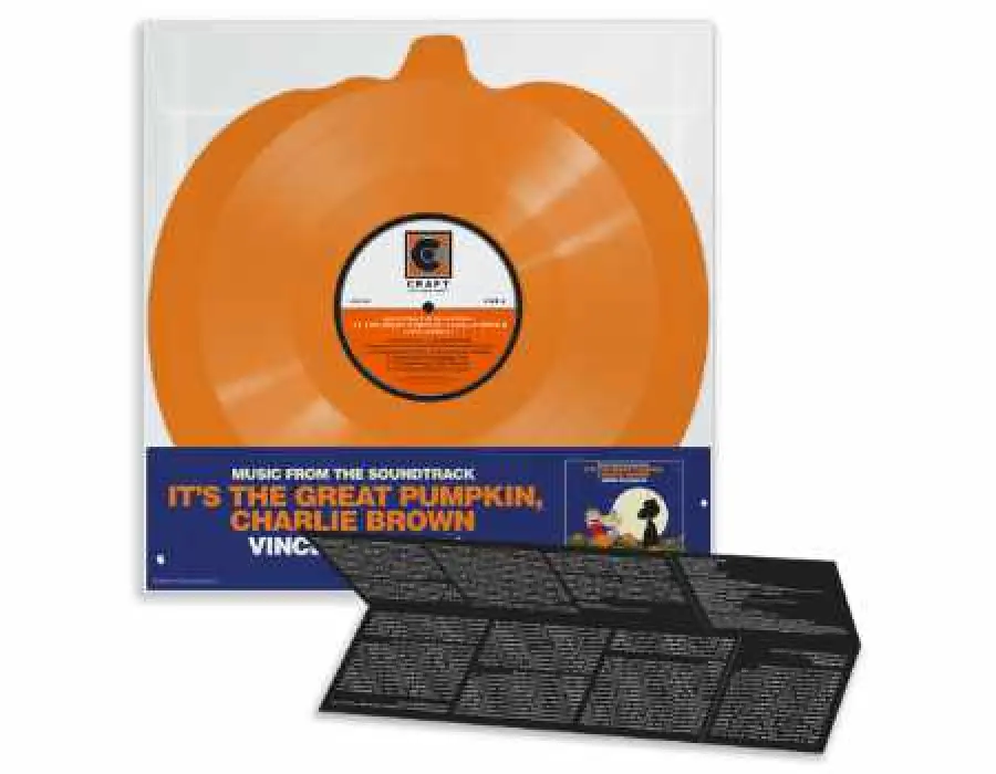 Hai bisogno di un disco in vinile a forma di zucca con musica di Charlie Brown?
