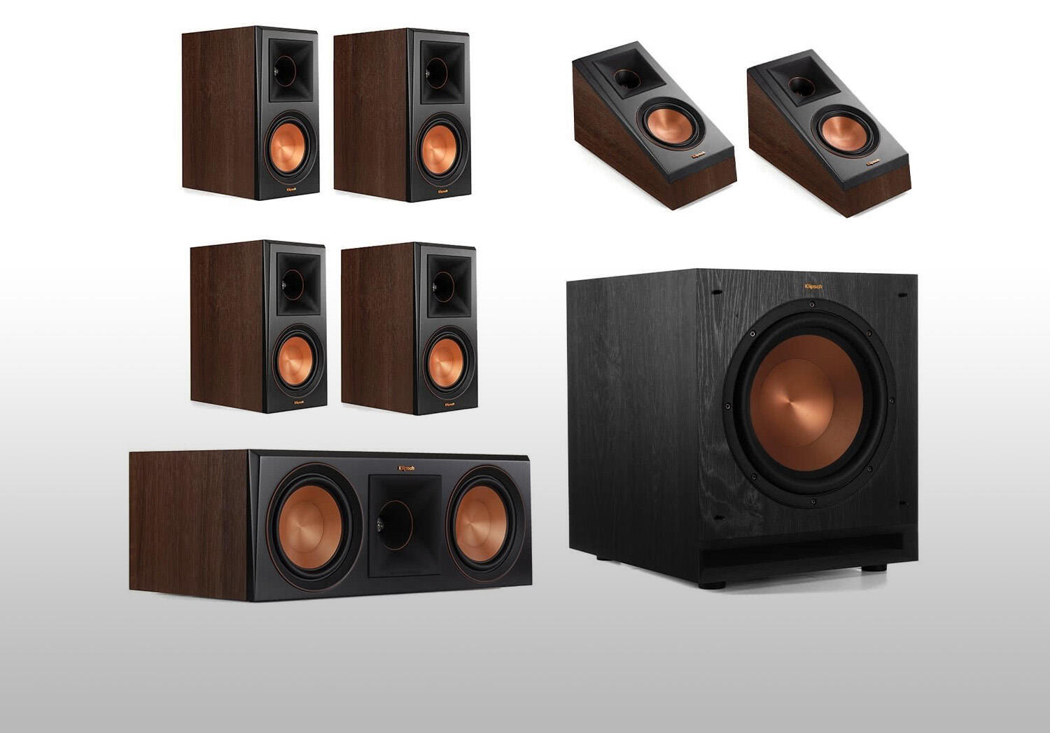 Questi sistemi di altoparlanti Klipsch con finitura in noce sono affari incredibili