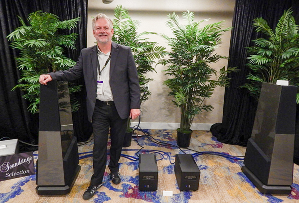 The Soundstage Room: Vandersteen, TechDAS, Playback Designs, Kondo, Pure Power e Cardas