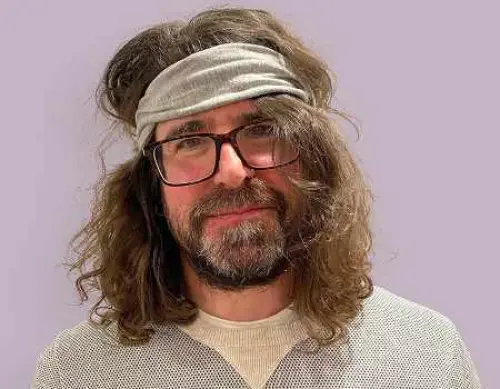 La ragione per vivere di Lou Barlow: canzoni fresche e moderne per il fuoco da campo per il 2021