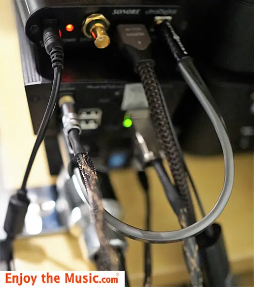 Recensione in anteprima mondiale: recensione dei cavi Ethernet e di alimentazione CC per la firma della sensibilità audio