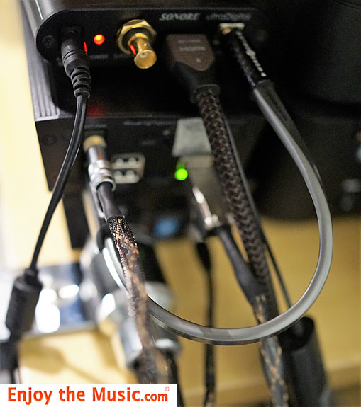 Recensione in anteprima mondiale: recensione dei cavi Ethernet e di alimentazione CC per la firma della sensibilità audio