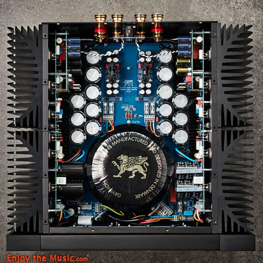 Premio Blue Note: recensione del preamplificatore Gryphon Audio Essence e dell'amplificatore di potenza stereo Essence