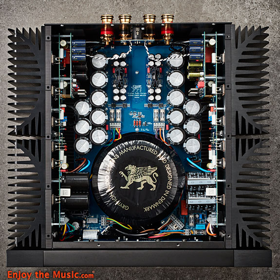 Premio Blue Note: recensione del preamplificatore Gryphon Audio Essence e dell'amplificatore di potenza stereo Essence