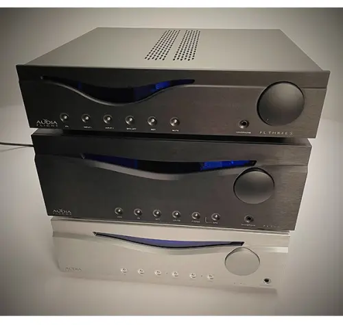 Nuovi amplificatori integrati da Audia Flight