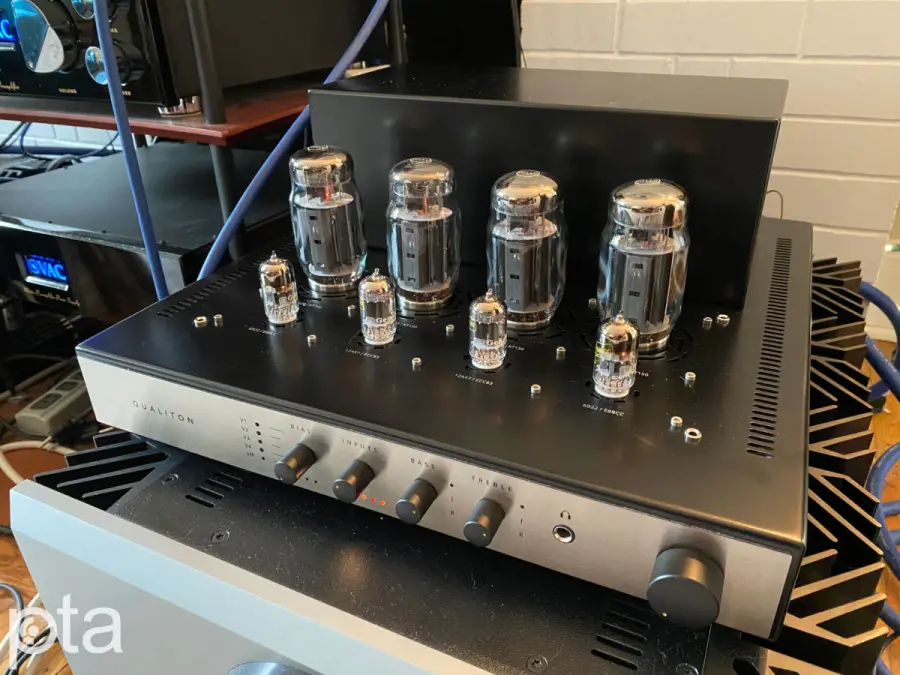 Audio Ungheria Qualiton X200 integrato | RECENSIONE