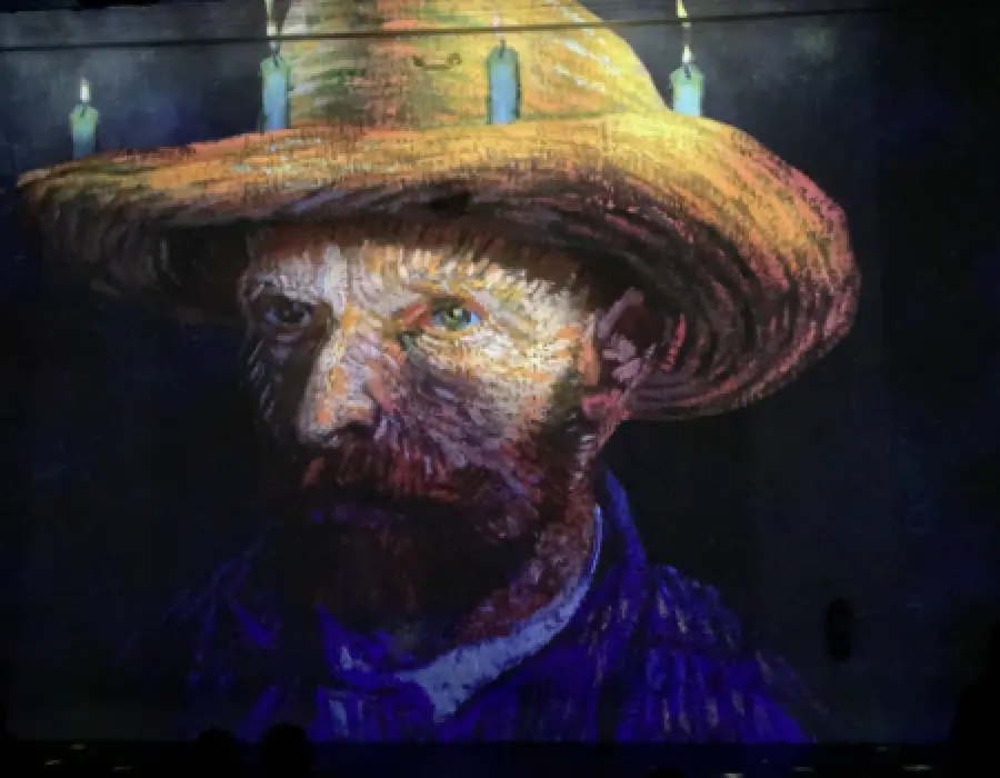 Perché mi è piaciuta ma non mi è piaciuta l'esperienza immersiva di Van Gogh?