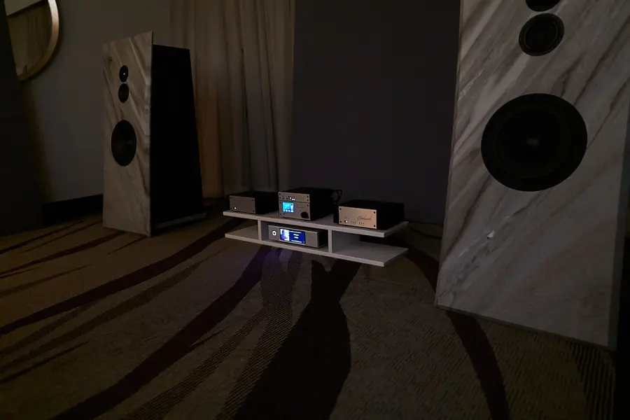 Pietra e benchmark | IL. Mostra 2021