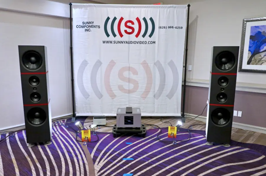 Sunny Components presenta le anteprime: altoparlante Stenheim Reference Ultime 2, amplificatore CH Precision M 1.1, DAC Wadax Atlantis Reference e Streamer Wadax Reference, lettore CD Neodeo Origine S2