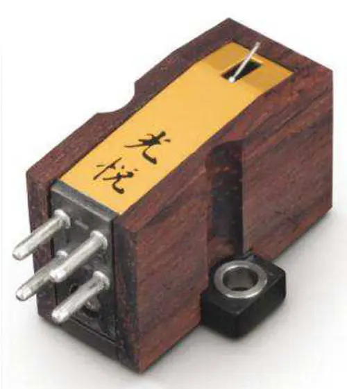 Analog Corner #271: testine fono Koetsu Rosewood Mono, Kuzma CAR-50 e CAR-60