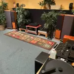 Connessione audio | Una visita a un negozio di audio locale da parte del tuo giornalista itinerante, il dottor Matt Clott