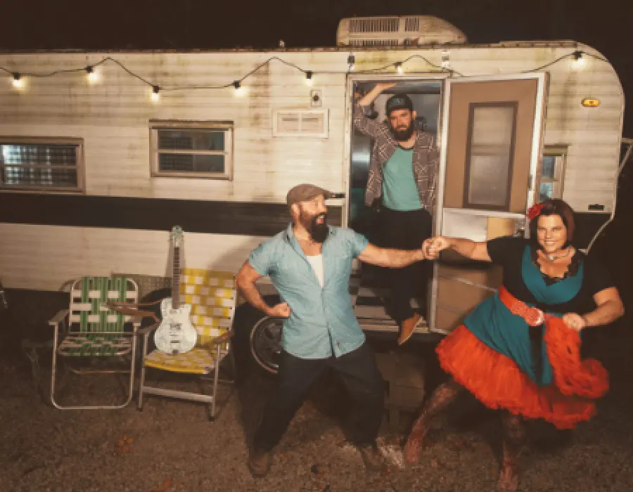 La Big Damn Band del reverendo Peyton offre canzoni dance piene di speranza per i momenti difficili