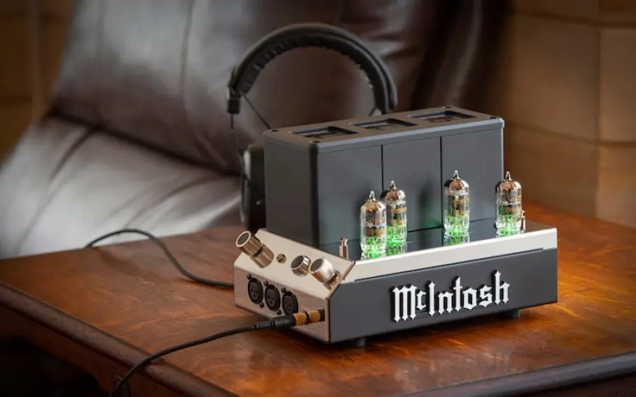 Il nuovo amplificatore di McIntosh è realizzato per gli appassionati di cuffie che amano la versatilità
