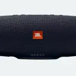 Altoparlante portatile Charge 4 di JBL in vendita su Amazon