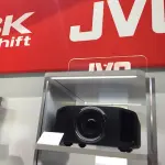 Pratica con la nuova funzione Theatre Optimizer di JVC