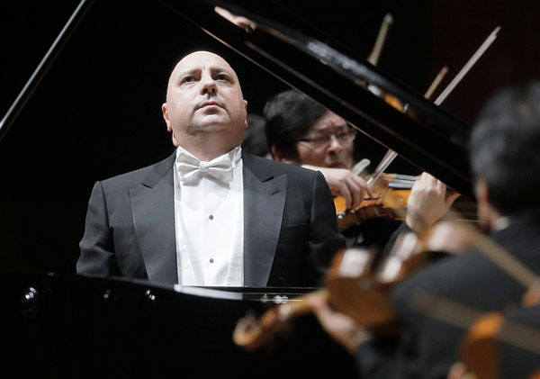 Re-Tales # 1: il nuovo concerto di George Vatchnadze