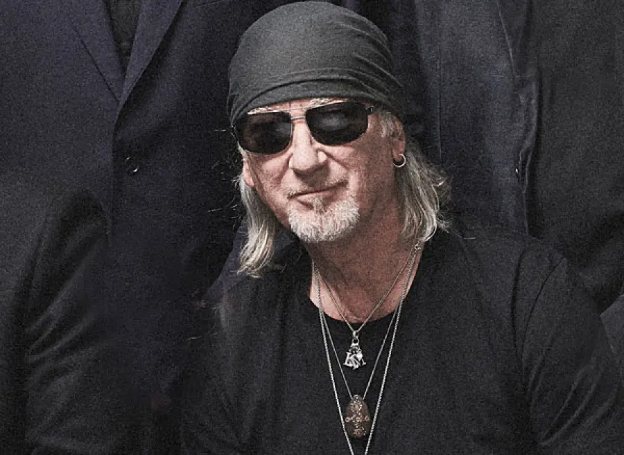 Deep Space Truckin 'con Roger Glover dei Deep Purple