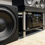 4 vantaggi dei subwoofer doppi (o più)