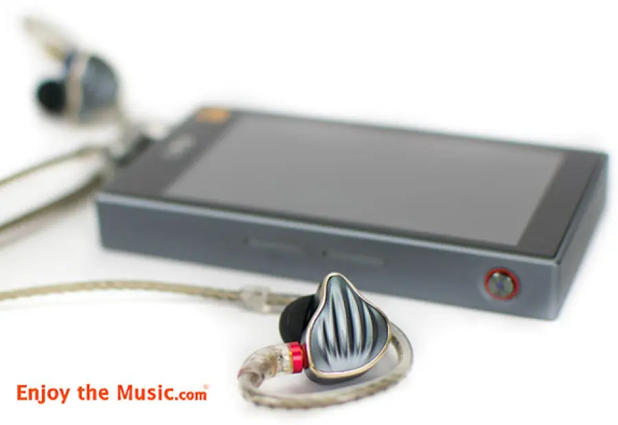 10? 4 James Chung, CEO di FiiO