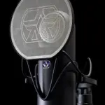 Il design di Aston Element entra nella fase finale