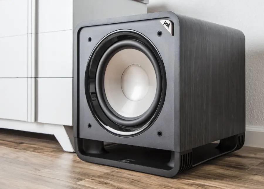 Devo sostituire il mio subwoofer di 20 anni?