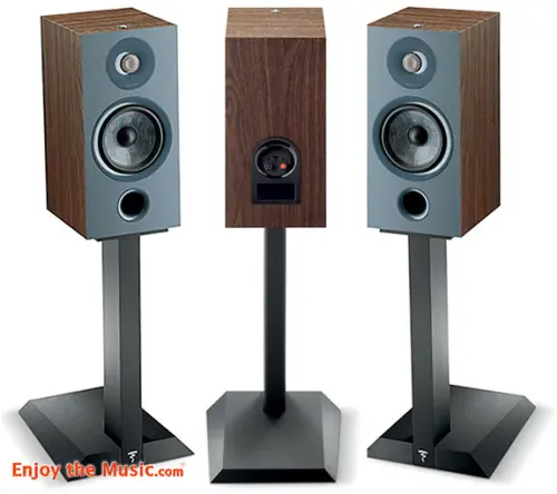 Recensione: Focal Chora 806 Altoparlanti montati su piedistallo