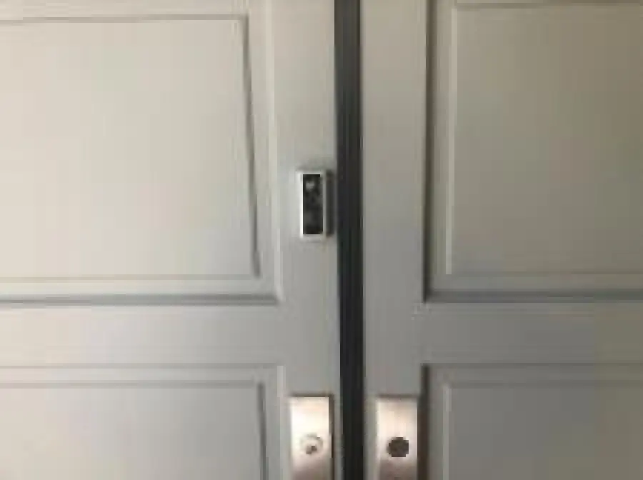 Ring Wireless Peephole Cam and Chime Doorbell Repeater Review