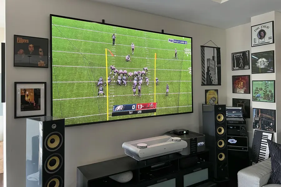 Eagles vs. Buccaneers in 4K su YouTube TV sembra incredibile