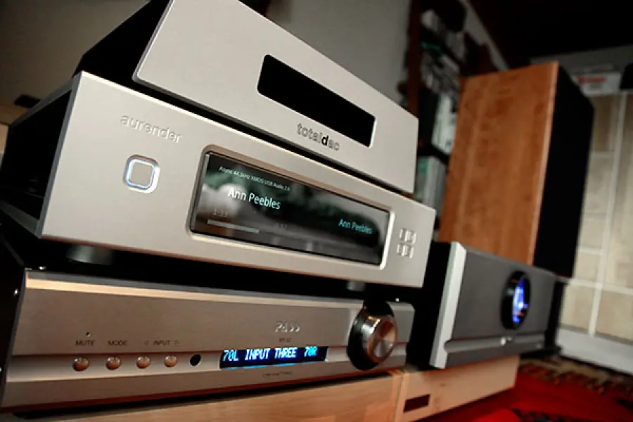 Pass Labs con totaldac, Cambridge Audio e Lescop