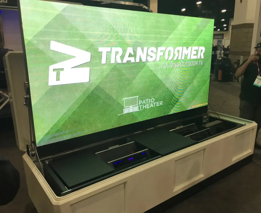 Il Transformer T10 Patio Theater è uno spettacolo da vedere