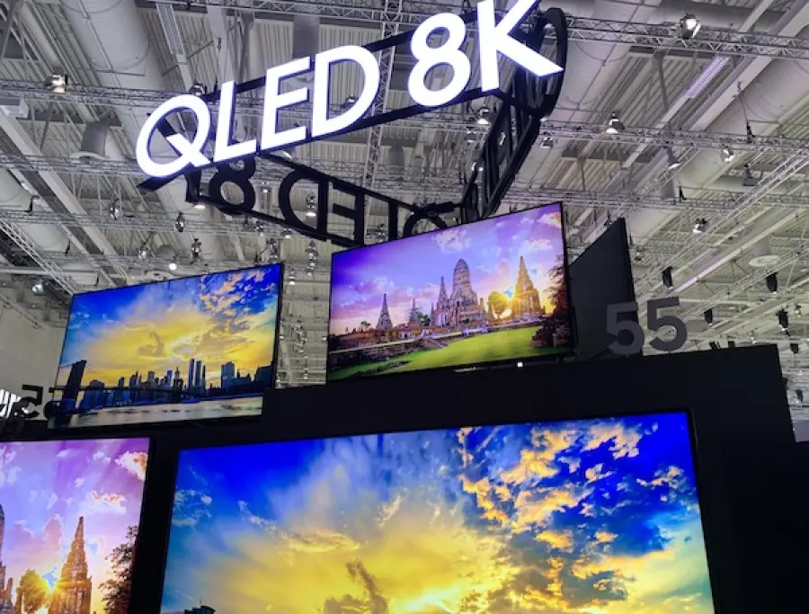 Samsung fa la sua custodia per 8K all'IFA 2019