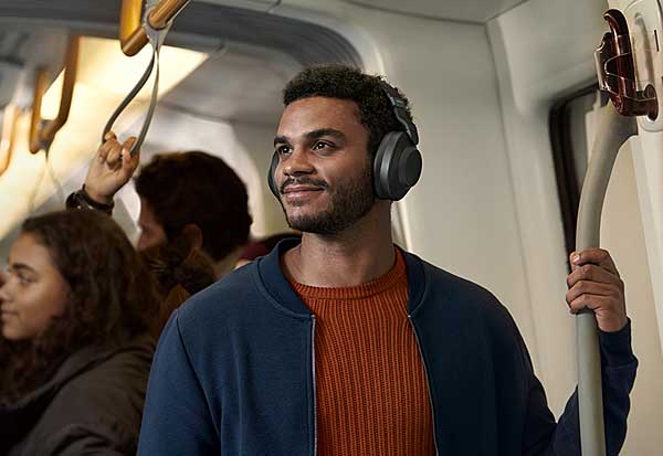 Cuffie Bluetooth con eliminazione del rumore: over-ear, in viaggio