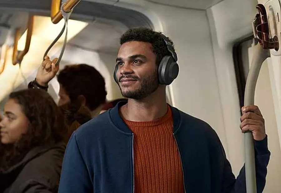 Cuffie Bluetooth con eliminazione del rumore: over-ear, in viaggio