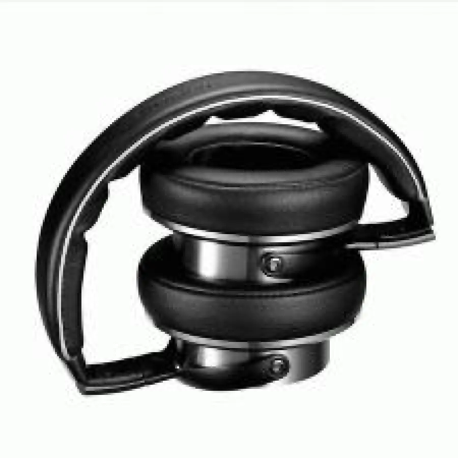 1 ALTRE Cuffie over-ear a triplo driver recensite