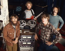 Creedence Clearwater Revival Reissues Sparkle On Half Speed ​​Mastered Vinyl, MQA, Streaming delle maree