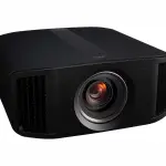 Il proiettore JVC DLA-NP5 è un sostituto conforme a HDMI 2.1 per il DLA-NX5