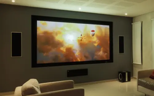 Recensione dello schermo fisso di Studio 4K di EluneVision Reference Studio