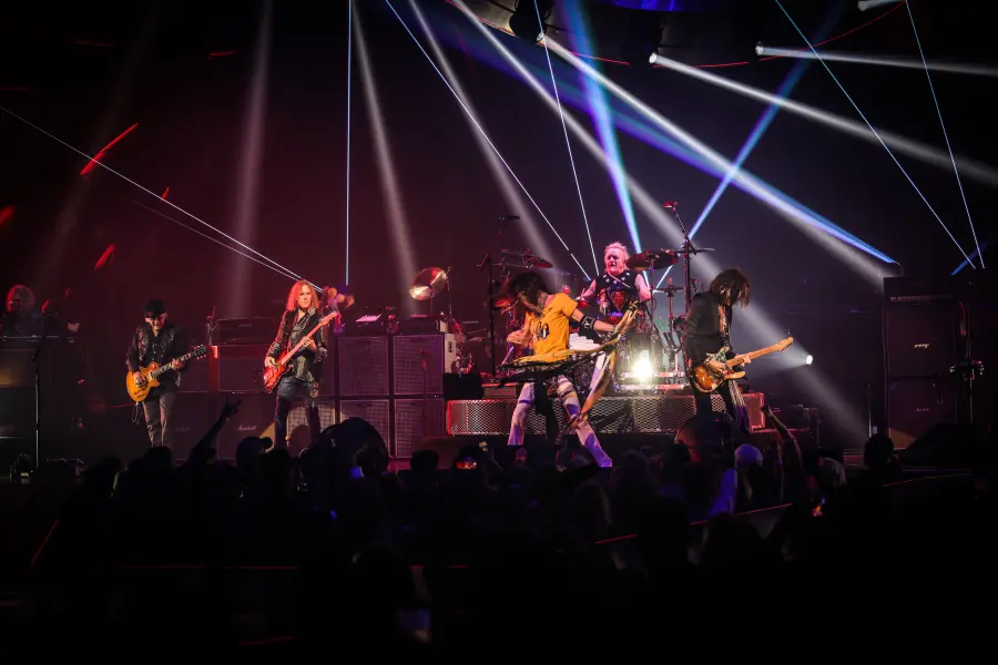 Gli Aerosmith ottengono le loro ali certificate THX dal vivo presso la nuova residenza di Las Vegas