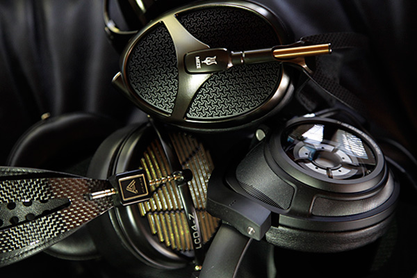 Aggiornamento della recensione delle cuffie: Sennheiser HD 820, Audeze LCD-4z, Meze Empyrean