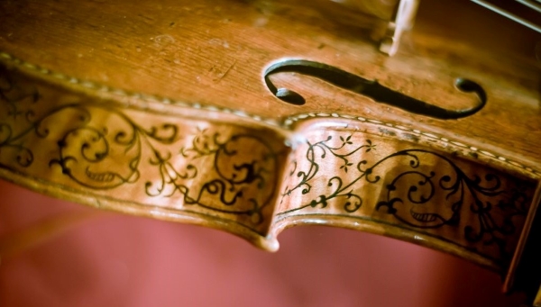 The Stradivarius Sound Bank: Catturare uno Stradivari prima che dorma