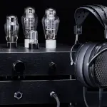 Gramophone Dreams #56: preamplificatore/amplificatore per cuffie Woo Audio 3ES e cuffie elettrostatiche Audeze CRBN