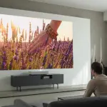LG per l'anteprima del proiettore laser UST 2nd-Gen al CES